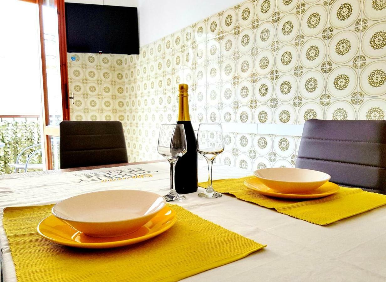 Family Apartment On The Beach Alghero Exterior foto