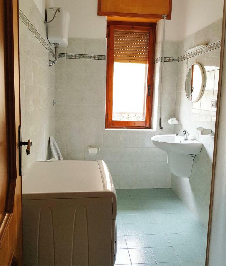 Family Apartment On The Beach Alghero Exterior foto